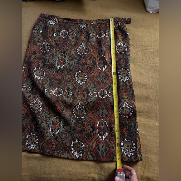 VINTAGE pencil skirt in beautiful fall color ethnic print - Picture 5 of 7